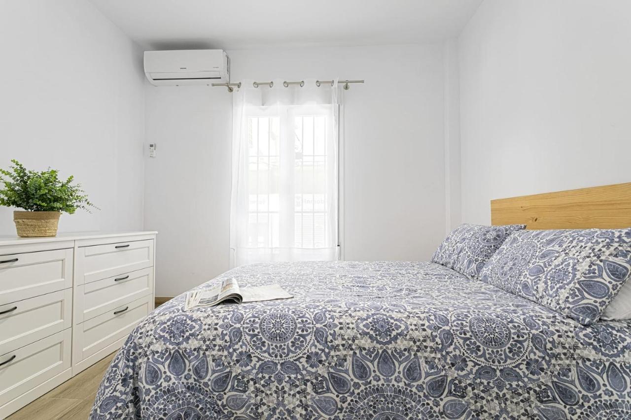 Precioso Apartamento Con Patio Málaga Eksteriør billede