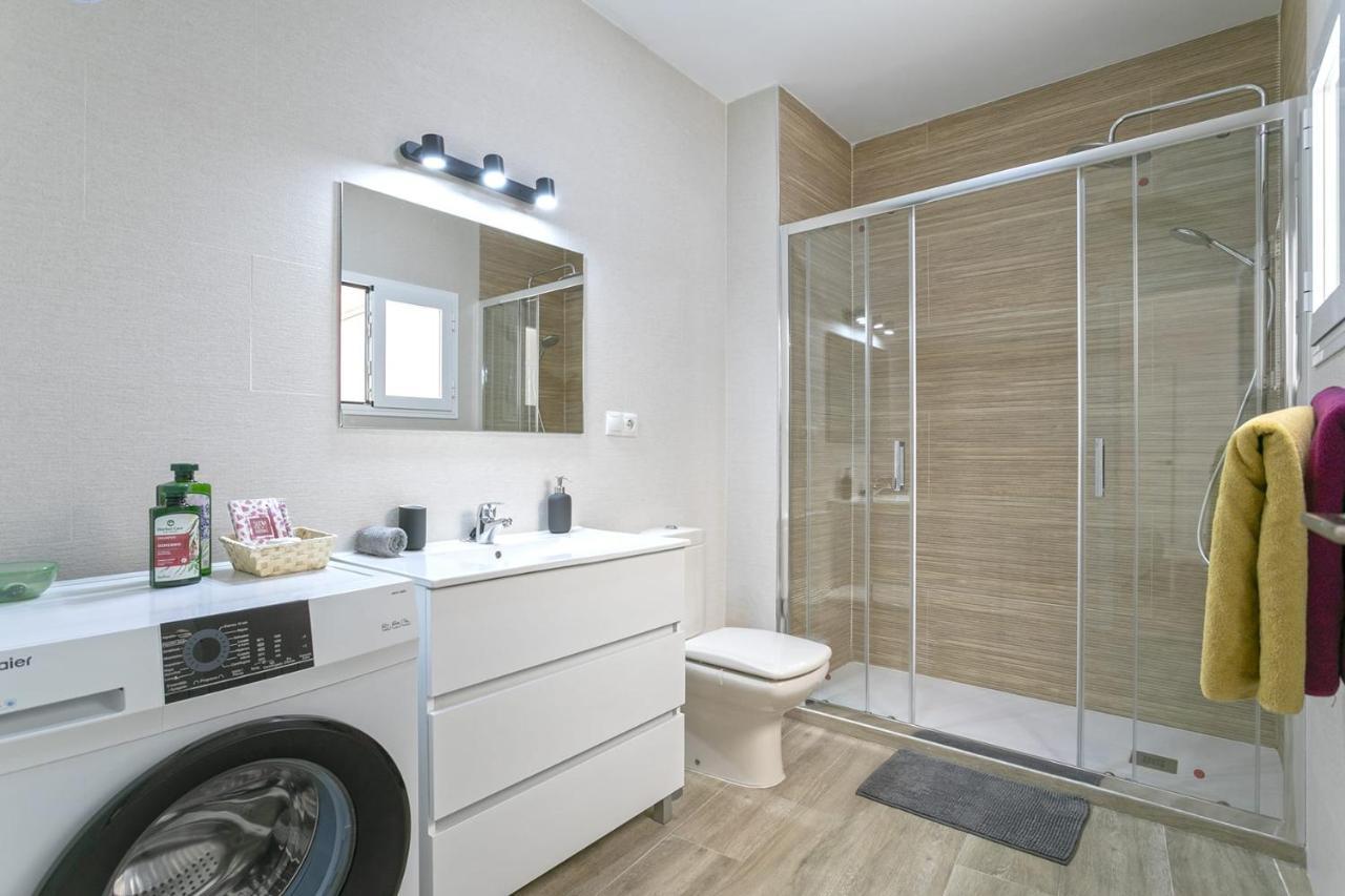 Precioso Apartamento Con Patio Málaga Eksteriør billede